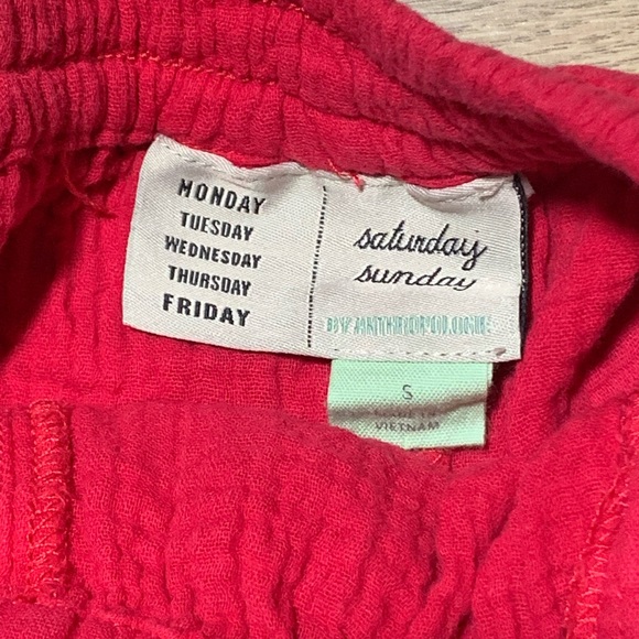 🔥6 FOR $25!🔥Anthropologie! Gorgeous red  linen shorts size s/m - Picture 4 of 5